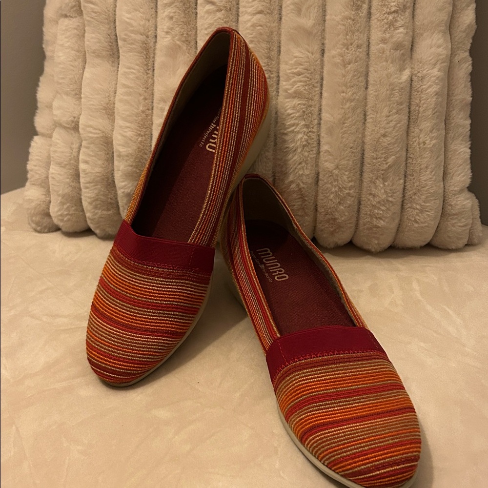MUNRO Bonita Walking Shoes Sz 10N